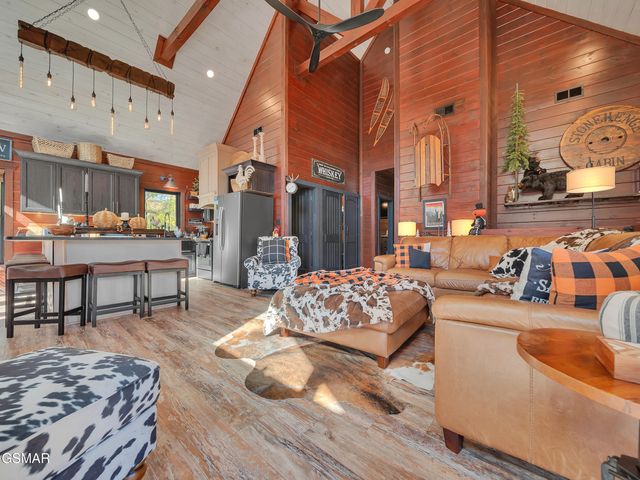 1005 Walini Way, Sevierville, TN 37876