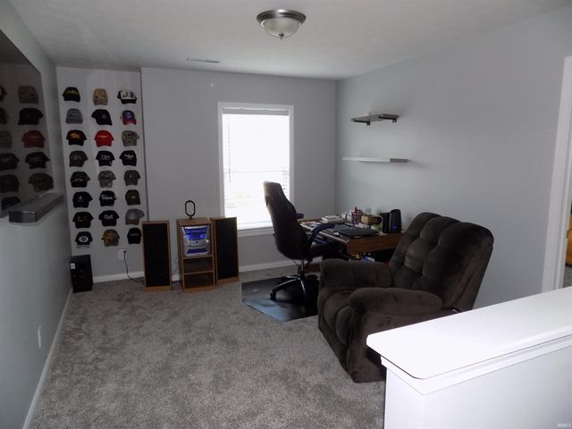 835 Groveview Court, Evansville, IN 47711