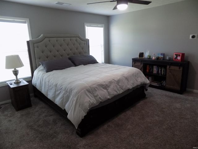 835 Groveview Court, Evansville, IN 47711