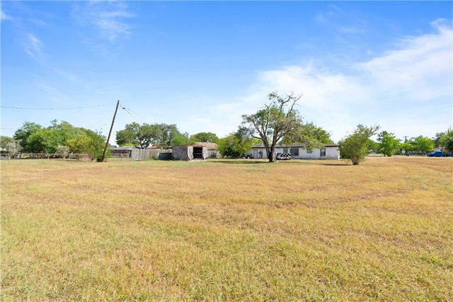 11309 Windsor Dr, Corpus Christi, TX 78410