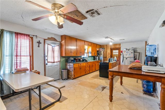 11309 Windsor Dr, Corpus Christi, TX 78410