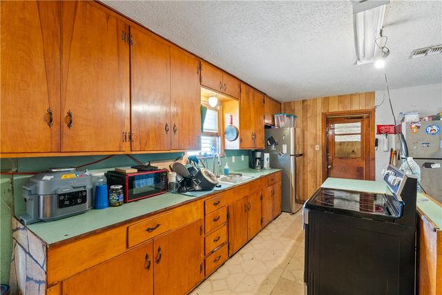 11309 Windsor Dr, Corpus Christi, TX 78410