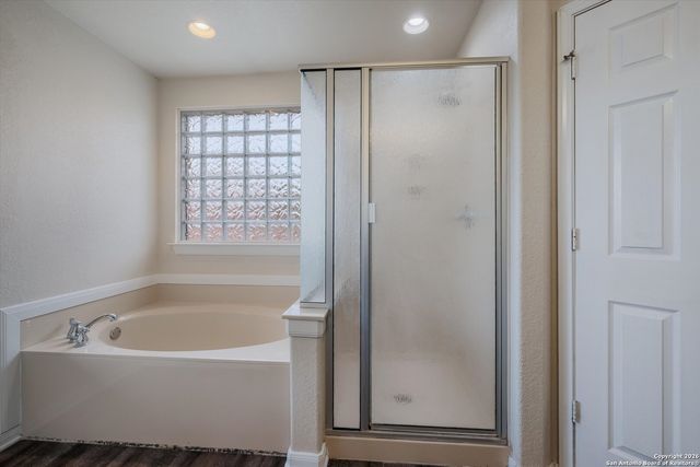 233 Springtree Trl, Cibolo, TX 78108