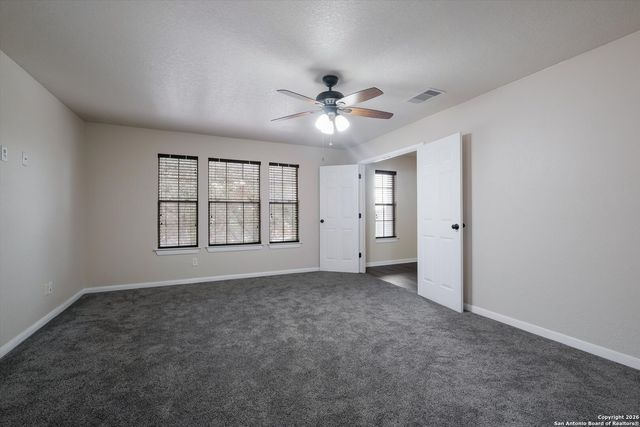 233 Springtree Trl, Cibolo, TX 78108