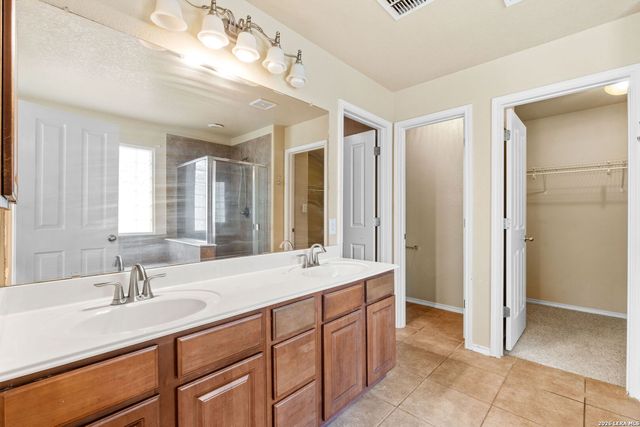 5124 Eagle Valley St, Schertz, TX 78108