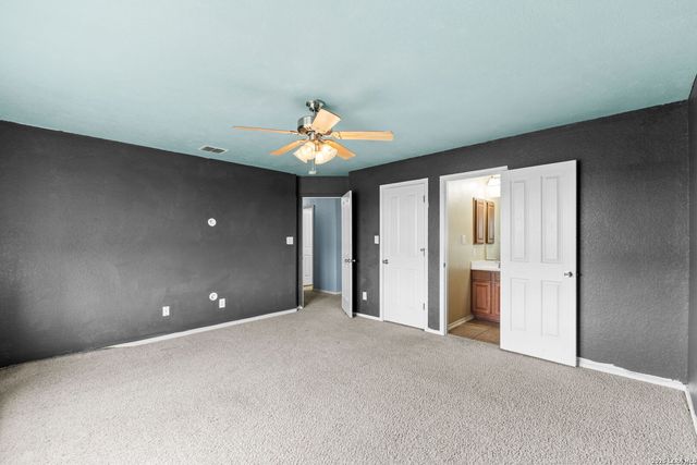 5124 Eagle Valley St, Schertz, TX 78108