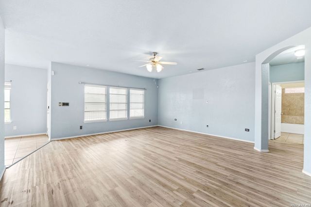 5124 Eagle Valley St, Schertz, TX 78108