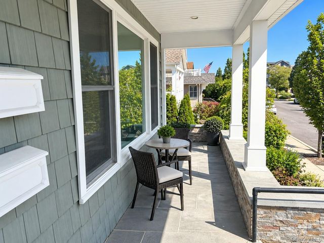 535 E Walnut Street MAIN, Long Beach, NY 11561