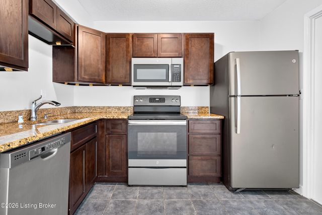 2505 Lindsay Ave APT 5, Louisville, KY 40206