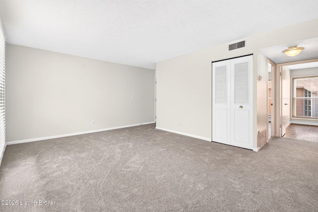 2505 Lindsay Ave APT 5, Louisville, KY 40206