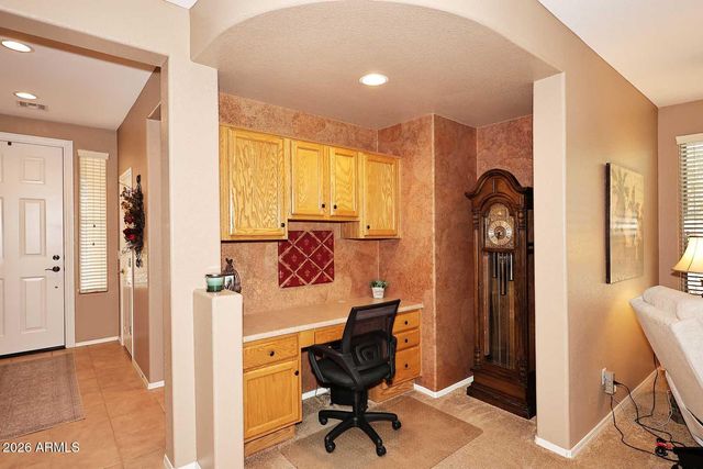 4058 E RAKESTRAW Lane, Gilbert, AZ 85298