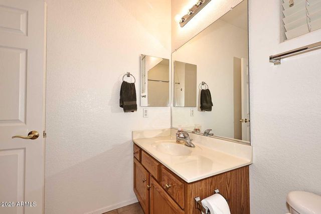 4058 E RAKESTRAW Lane, Gilbert, AZ 85298