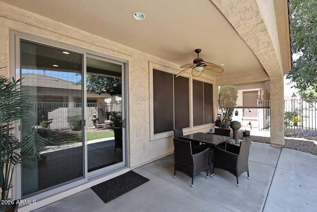 4058 E RAKESTRAW Lane, Gilbert, AZ 85298