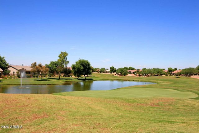 4058 E RAKESTRAW Lane, Gilbert, AZ 85298