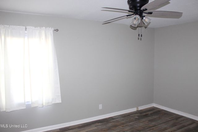 2104 Sandalwood Place, Gautier, MS 39553