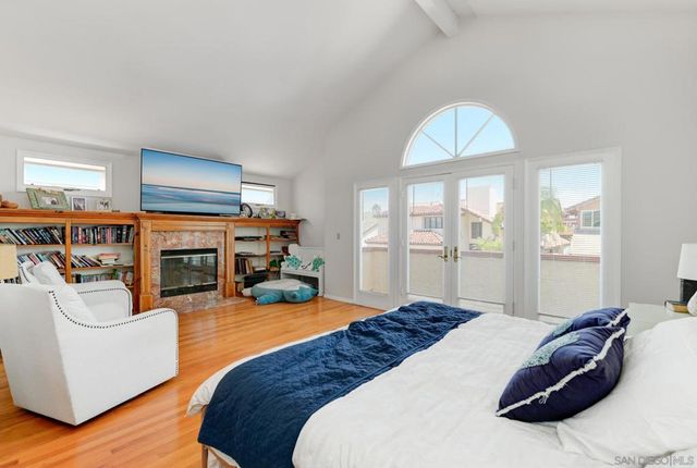29 Blue Anchor Cay Rd, Coronado, CA 92118