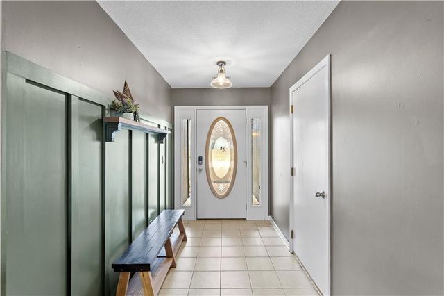 1180 S Bury Street, Tonganoxie, KS 66086