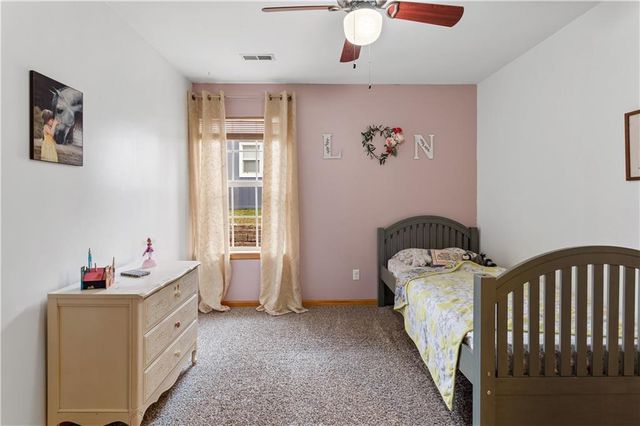 1180 S Bury Street, Tonganoxie, KS 66086