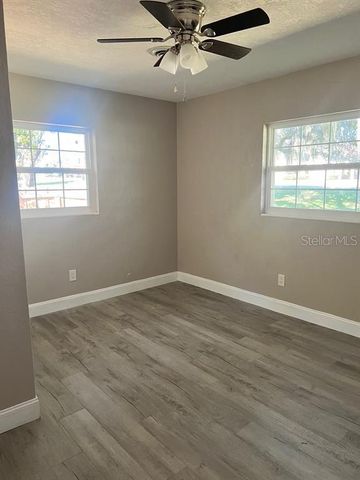 1858 SE LAKE WEIR AVENUE, Ocala, FL 34471