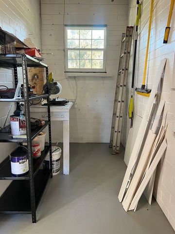 1858 SE LAKE WEIR AVENUE, Ocala, FL 34471