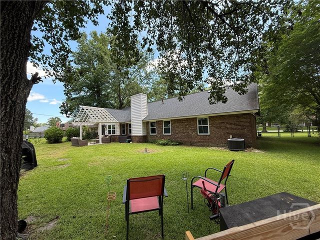 173 Dearborn Drive, Richmond Hill, GA 31324