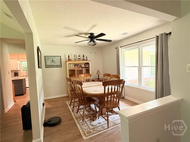 173 Dearborn Drive, Richmond Hill, GA 31324