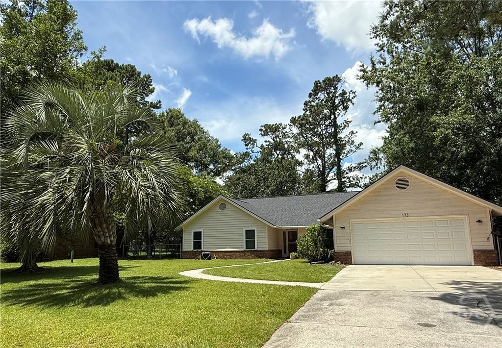 173 Dearborn Drive, Richmond Hill, GA 31324