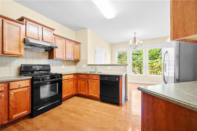 1943 Thomas Pointe Trace, Lawrenceville, GA 30043