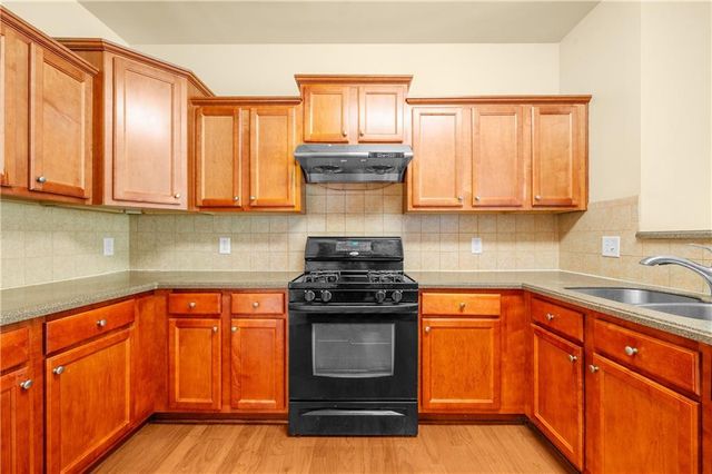 1943 Thomas Pointe Trace, Lawrenceville, GA 30043