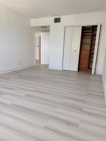 3725 S Ocean Drive 1116, Hollywood, FL 33019
