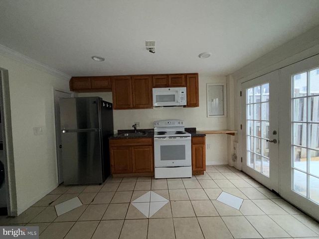 9504 COVINGTON PL, Manassas, VA 20109