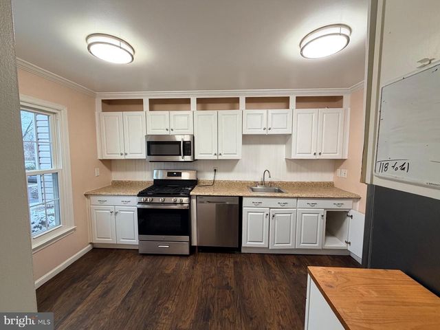 9504 COVINGTON PL, Manassas, VA 20109