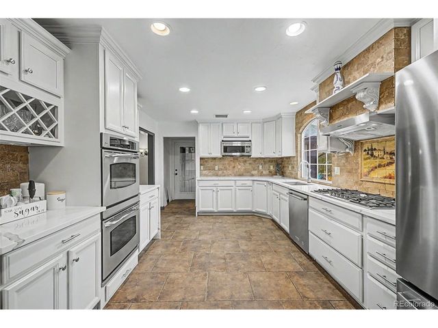 150 Starr Ln, Brighton, CO 80603