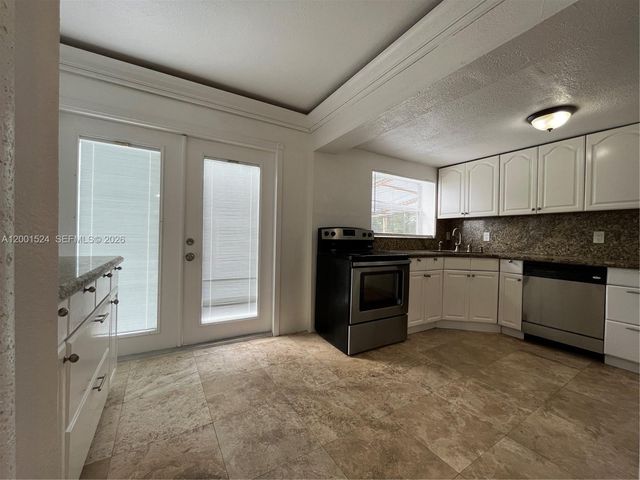 9870 Nicaragua Dr 9870, Cutler Bay, FL 33189