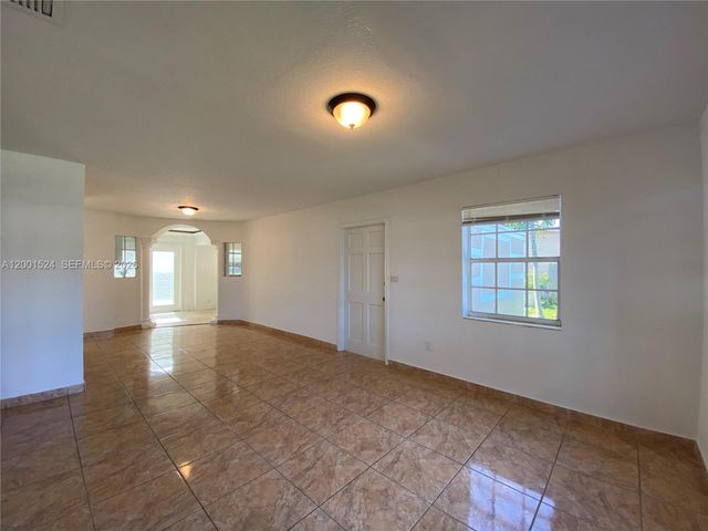 9870 Nicaragua Dr 9870, Cutler Bay, FL 33189