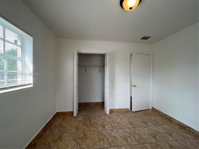 9870 Nicaragua Dr 9870, Cutler Bay, FL 33189