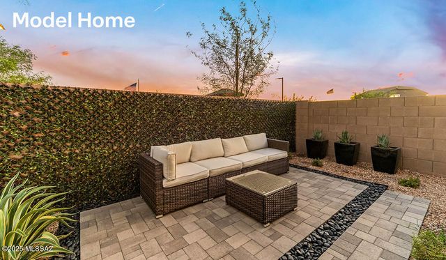 10442 W Thetford Lane, Marana, AZ 85653