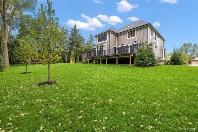 4340 Charing Way, Bloomfield Charter Township, MI 48304
