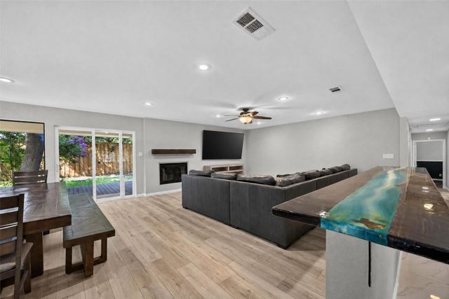 7624 Lake Highlands Drive, Fort Worth, TX 76179