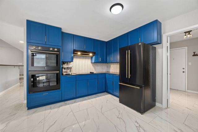 7624 Lake Highlands Drive, Fort Worth, TX 76179