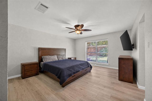 7624 Lake Highlands Drive, Fort Worth, TX 76179