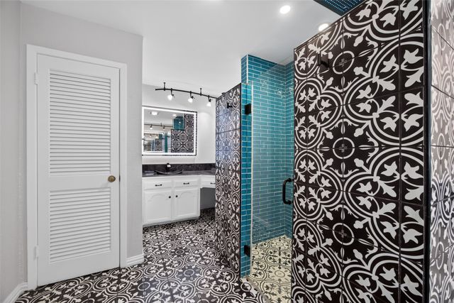 7624 Lake Highlands Drive, Fort Worth, TX 76179