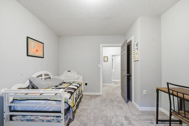 2033 Schuyler Avenue, Lafayette, IN 47904