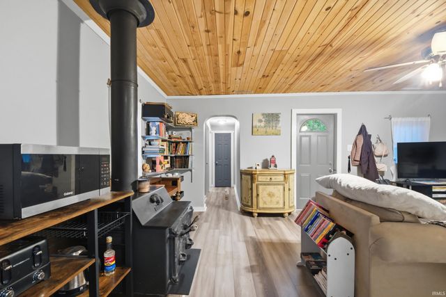 2033 Schuyler Avenue, Lafayette, IN 47904