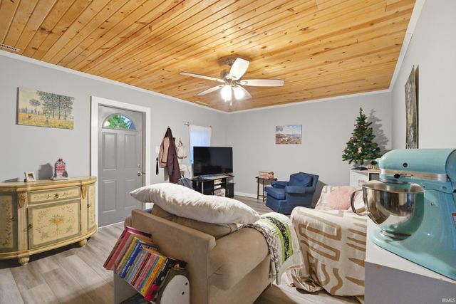 2033 Schuyler Avenue, Lafayette, IN 47904