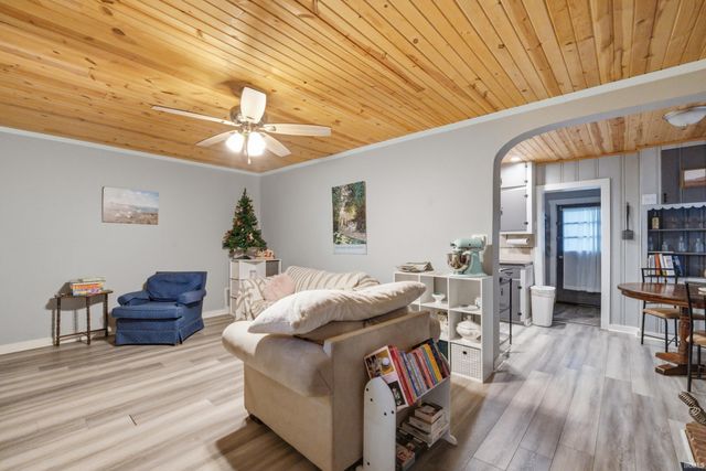 2033 Schuyler Avenue, Lafayette, IN 47904