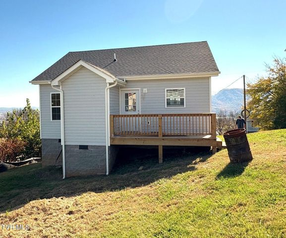 1720 Pendleton Street, Kingsport, TN 37660