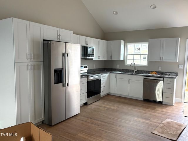 1720 Pendleton Street, Kingsport, TN 37660