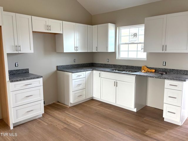 1720 Pendleton Street, Kingsport, TN 37660