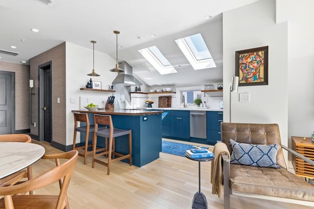 27 Saxton St 3, Boston, MA 02125